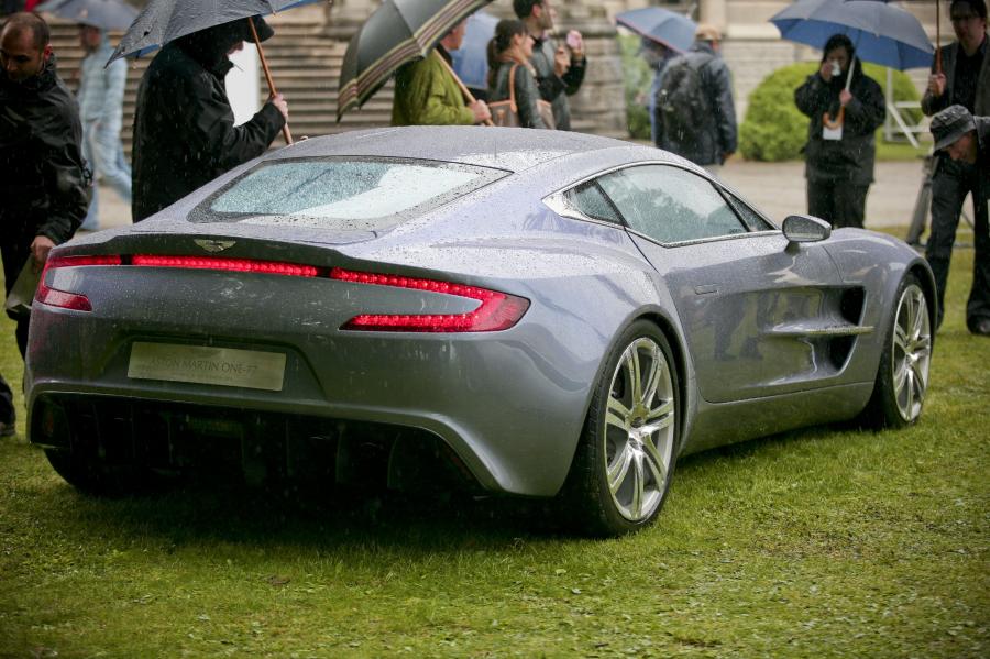 Aston Martin One-77 2010 года  (фото 12 из 89)